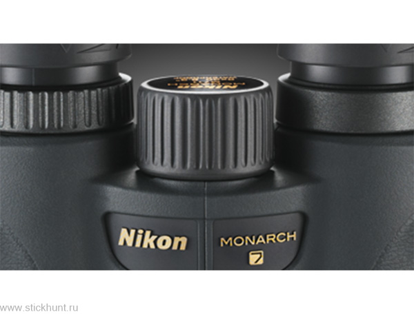 Бинокль Nikon MONARCH 7 8x42 Roof - призма со стеклом стекло ED (Extra-low Dispersion) черный фото