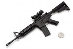 Модель сувенирная в виде оружия Microgun L M4A1 RIS телескопический приклад оптический прицел