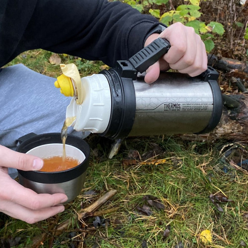 Термос универсальный THERMOS FDH-1650 1.65L, поильник, дополнительная чашка, складная ручка, съёмный ремень,стальной