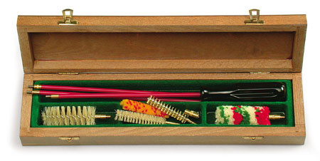 Набор для чистки универсальный Stil Crin 106С для 12 и 9 мм калибра в деревянном футляре