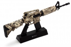 Модель сувенирная в виде оружия Microgun L M4A1 камуфляж штурмовой приклад планка-ручка