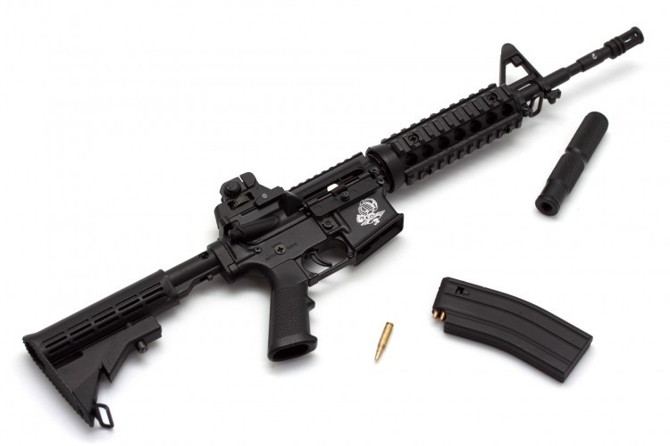 Модель сувенирная в виде оружия Microgun L M4A1 RIS телескопический приклад стандартный прицел