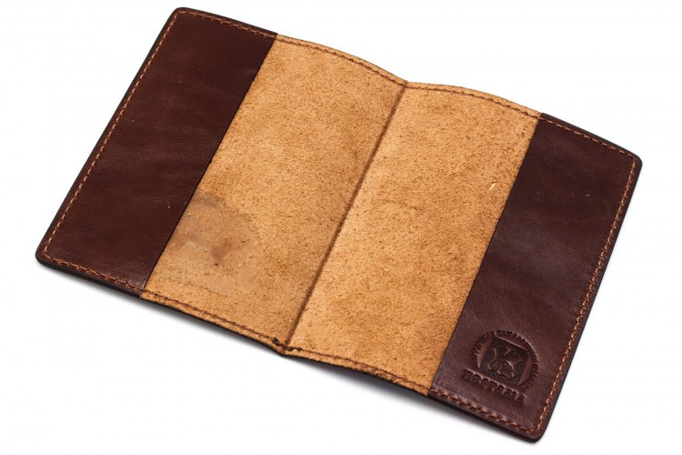 Обложка для паспорта Пергама Кабан из натуральной кожи Коричневый