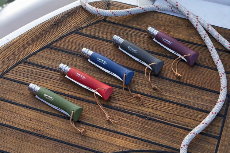 Нож складной Opinel Colored №08 Клинок 8.5 см с темляком Рукоять - граб Красный (+Чехол)