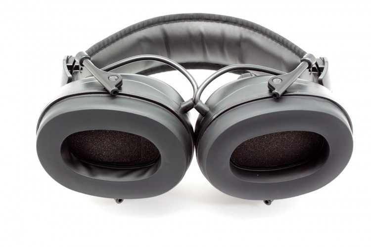 Наушники активные стрелковые Pyramex Venture Gear Sentinel VGPME20 26-82 ДБ