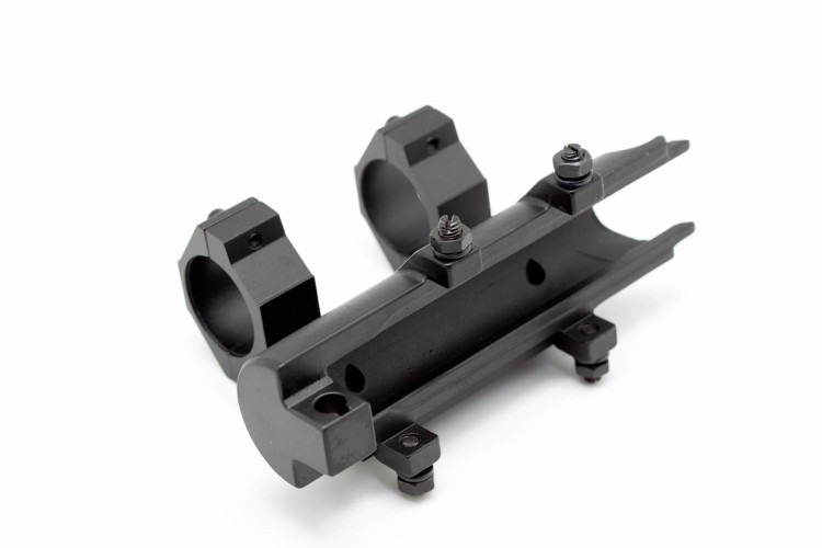 Крышка ствольной коробки Leapers UTG MNT-T640 для СКС с кольцами D=25.4 мм