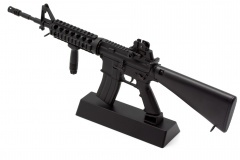 Модель сувенирная в виде оружия Microgun L M4A1 RIS с ручкой стандартный приклад стандартный прицел