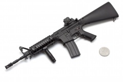 Модель сувенирная в виде оружия Microgun L M4A1 RIS с ручкой стандартный приклад стандартный прицел