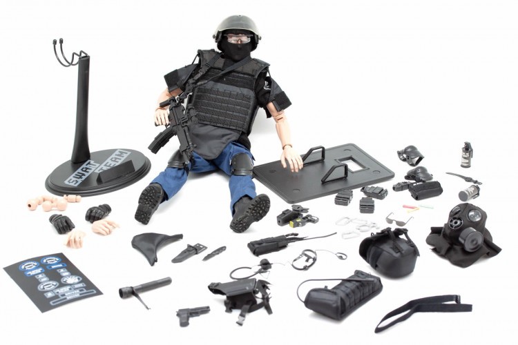 Коллекционная модель солдата Pattiz Toys SWAT штурмовик со щитом